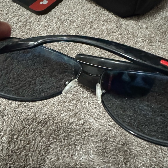 Prada línea rosa sunglasses - Picture 4 of 10